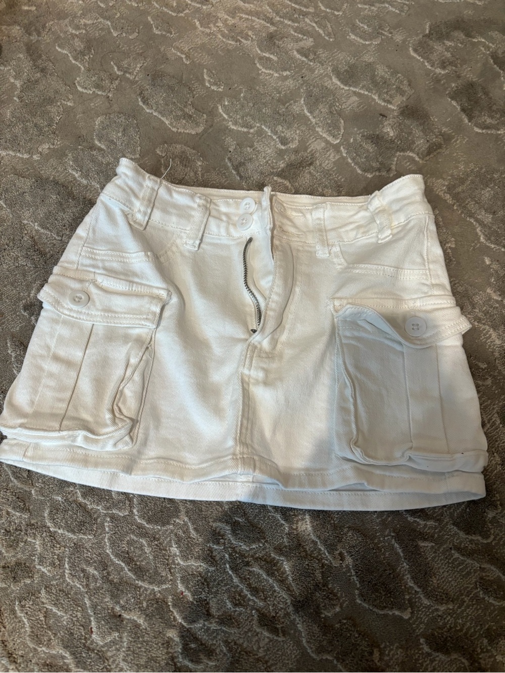 SHEIN White denim Cargo Pocket Skirt with Button Flaps size XS petite